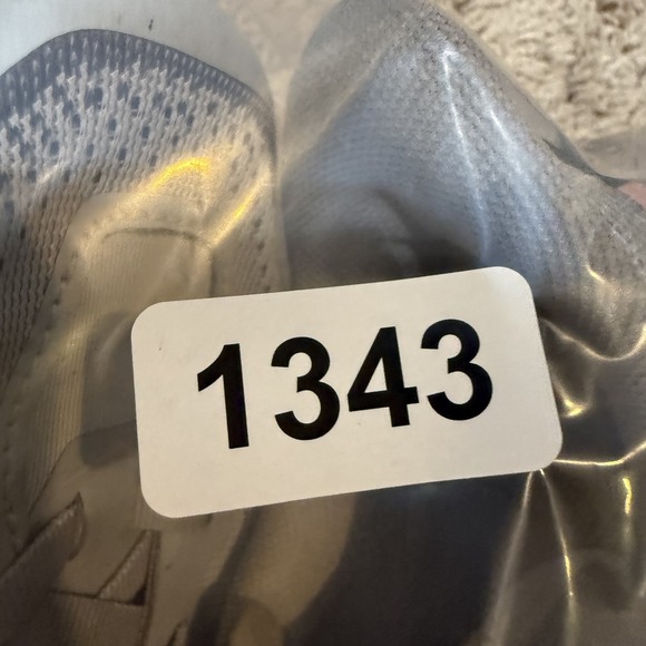 Hoka One One Speedgoat 4 Shoes Womens Size 8B Trail Running Vibram Sole - Picture 9 of 9